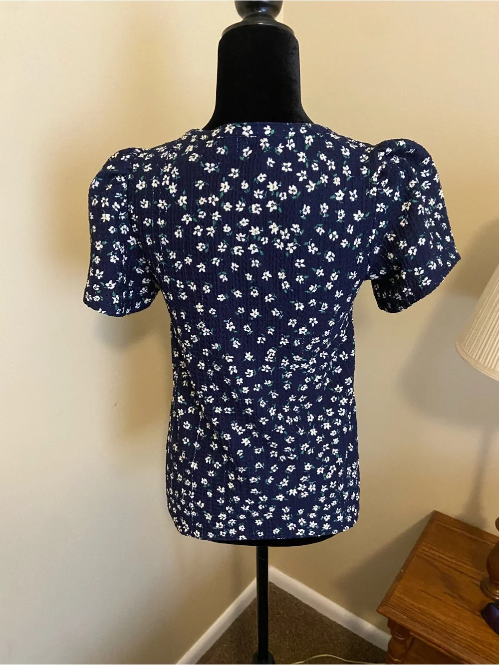 LOFT Navy Floral v neck Puff-Sleeve Blouse
